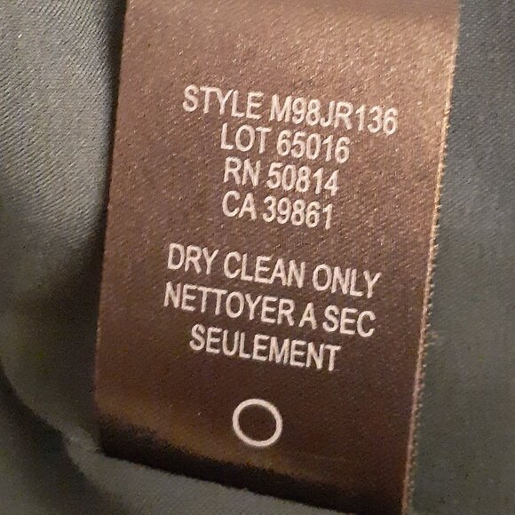 Tahari Velvet Blazer - Picture 9 of 14